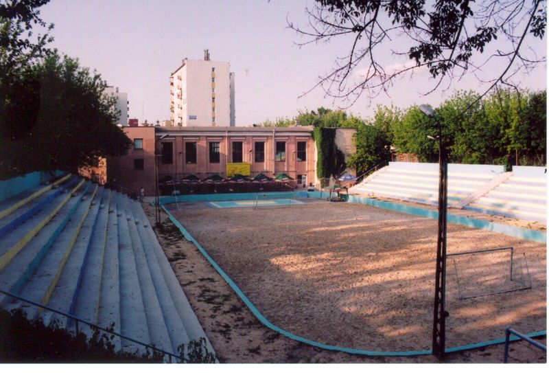 Sportplatz swimming pool